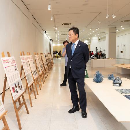 ReVision 공모전시 & ReTalk 특강 및 작가와의 대담 참석 이미지